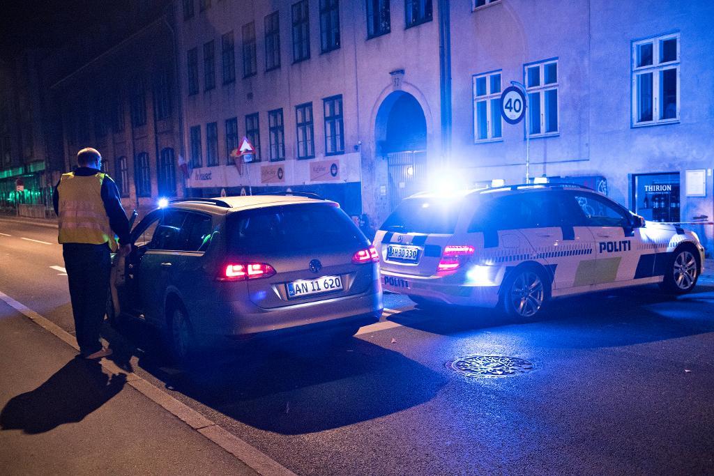 Två poliser och en civilperson har skjutits i Christiania i Köpenhamn. En misstänkt gärningsman är gripen. (Foto: Jens N rgaard Larsen)