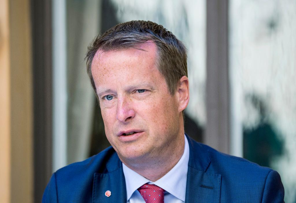 Inrikesminister Anders Ygeman har fortsatt förtroende för rikspolischefen trots hård kritik mot polisen. (Foto: Christine Olsson/TT)