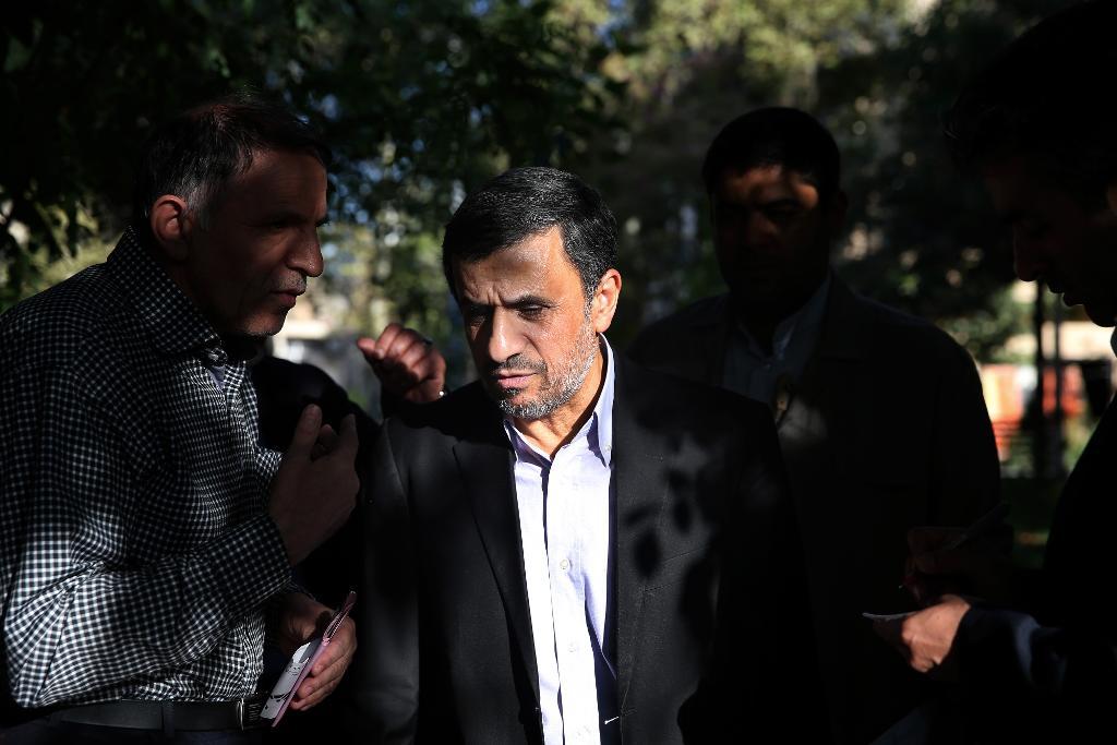 Förre presidenten Mahmoud Ahmadinejad skrinlägger alla planer på att försöka återta presidentposten. Arkivbild. (Foto: Ebrahim Noroozi/AP/TT)