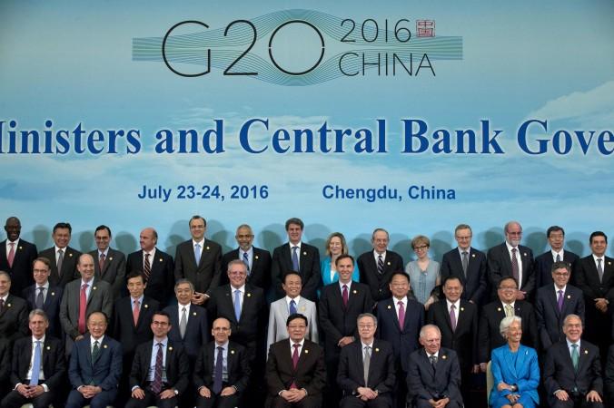 Finansministrar och centralbankschefer från de 20 mest utvecklade ekonomierna träffades i kinesiska Chengdu 24 juli. Den kinesiska valutan blir en del av IMF:s valutakorg SDR den 1 oktober och världens ledare fortsätter att puffa för SDR som världens reservvaluta. (Foto: Ng Han Guan-Pool/Getty Images)
