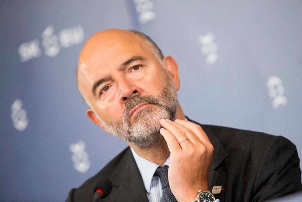 EU:s finanskommissionär Pierre Moscovici. (Foto: Bundas Engler/AP/)