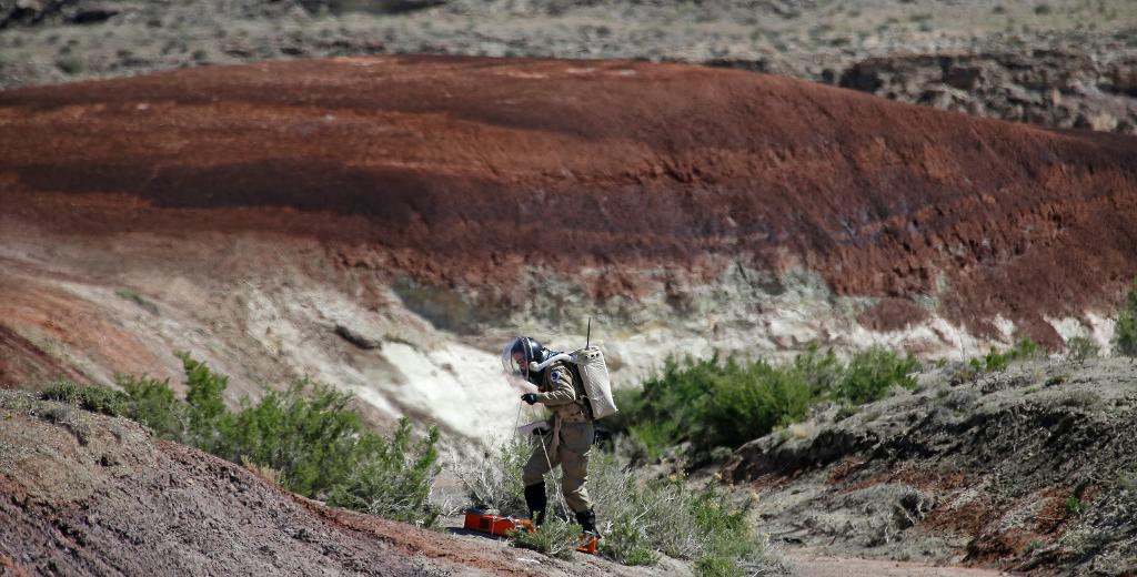 Ser det ut så här på Mars om några decennier? Bild från projektet Mars Desert Research Station, som placerats i Utah där miljön anses vara någorlunda lik Mars. (Foto: Rick Bowmer)
