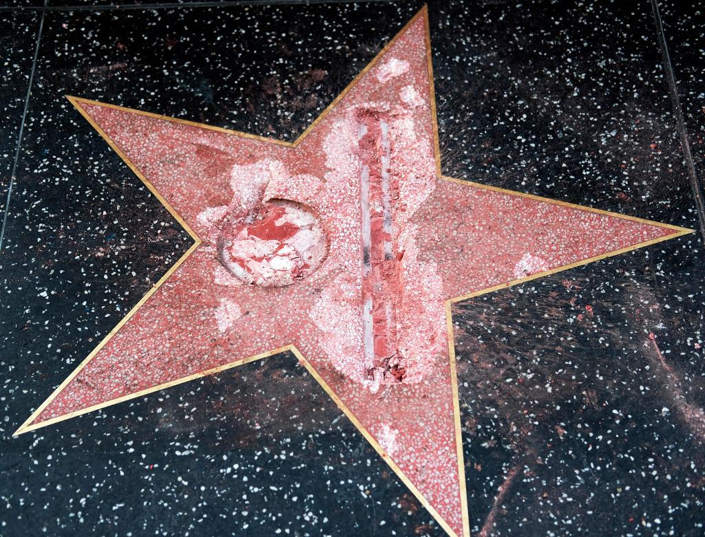 Donald Trumps stjärna på Hollywood Walk of Fame i Los Angeles. (Foto: Richard Vogel/AP/TT)