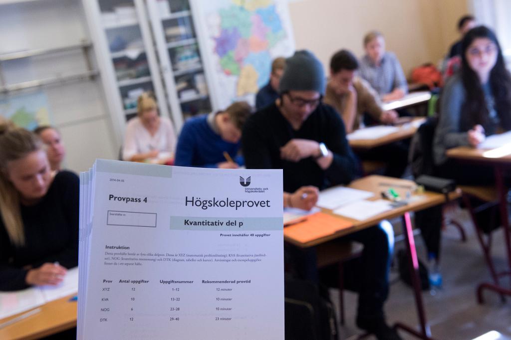 Från och med lördagens högskoleprov är det straffbart att fuska på provet. (Foto: Bertil Enevåg Ericson / TT)
