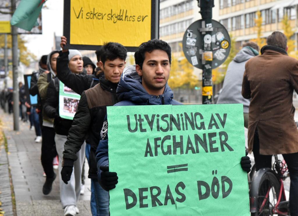 Demonstranterna när de passerade Hornsgatan i Stockholm. (Foto: Lars Schröder / TT)