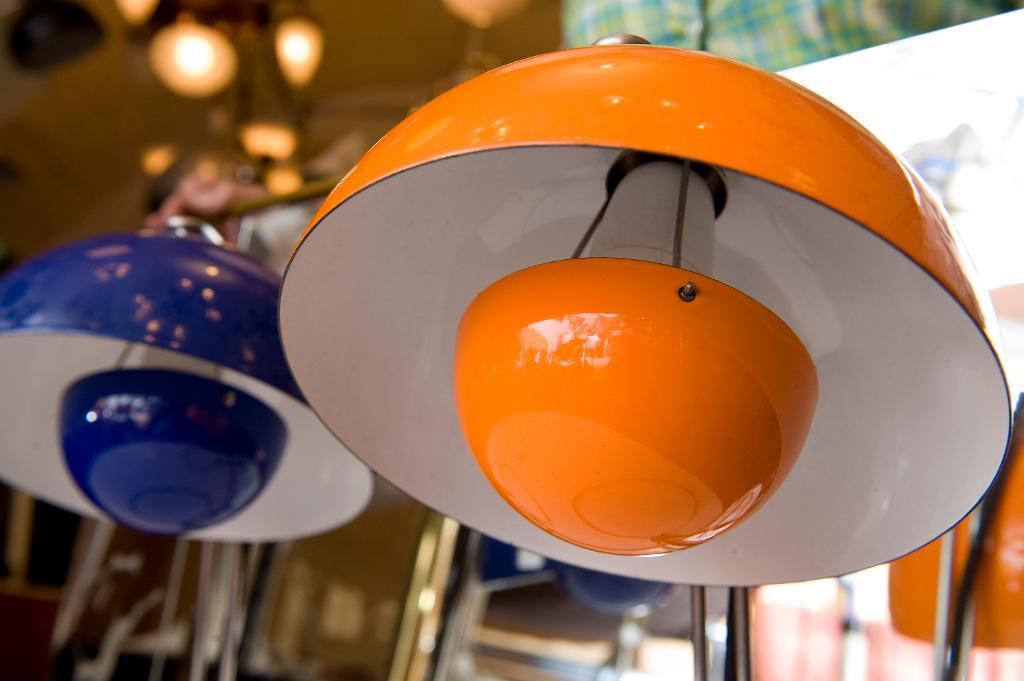 Lampan Flowerpot, designad av Verner Panton, var en av de produkter som kopierades och såldes av Designers Revolt. (Foto: Jonas Ekströmer /TT)