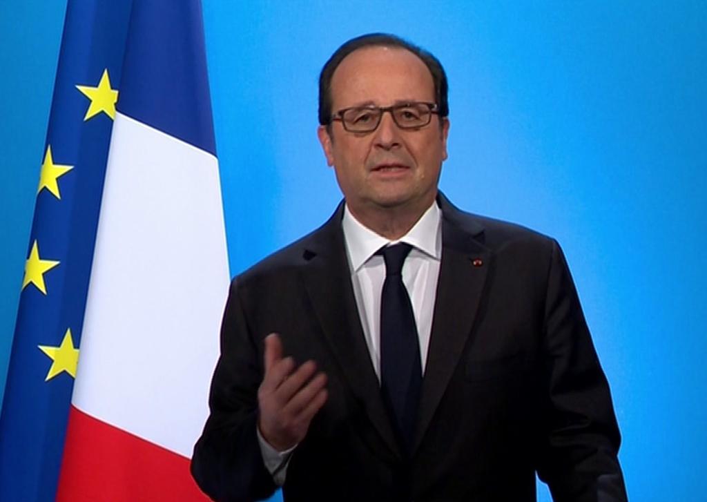 François Hollandes beslut att inte ställa upp för omval möts av försiktigt gillande och på vissa håll, lättnad. (Foto: AP/TT)