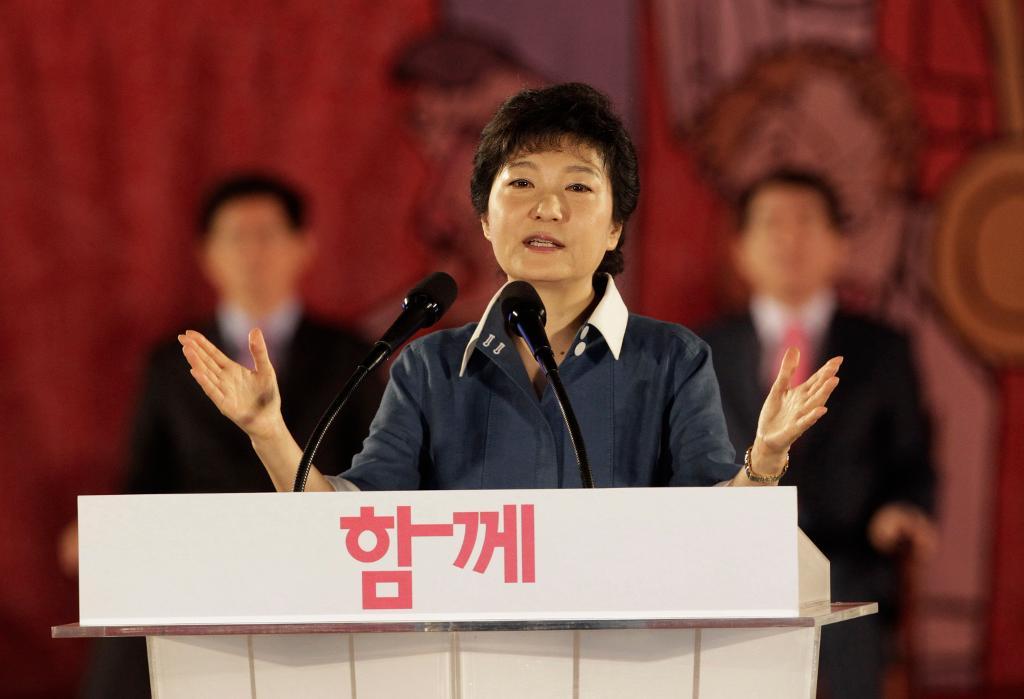Sydkoreas parlament röstar ja till att ställa den skandalomsusade presidenten Park Geun-hye inför riksrätt. (Foto: Ahn Young-Joon/AP/TT arkivbild)