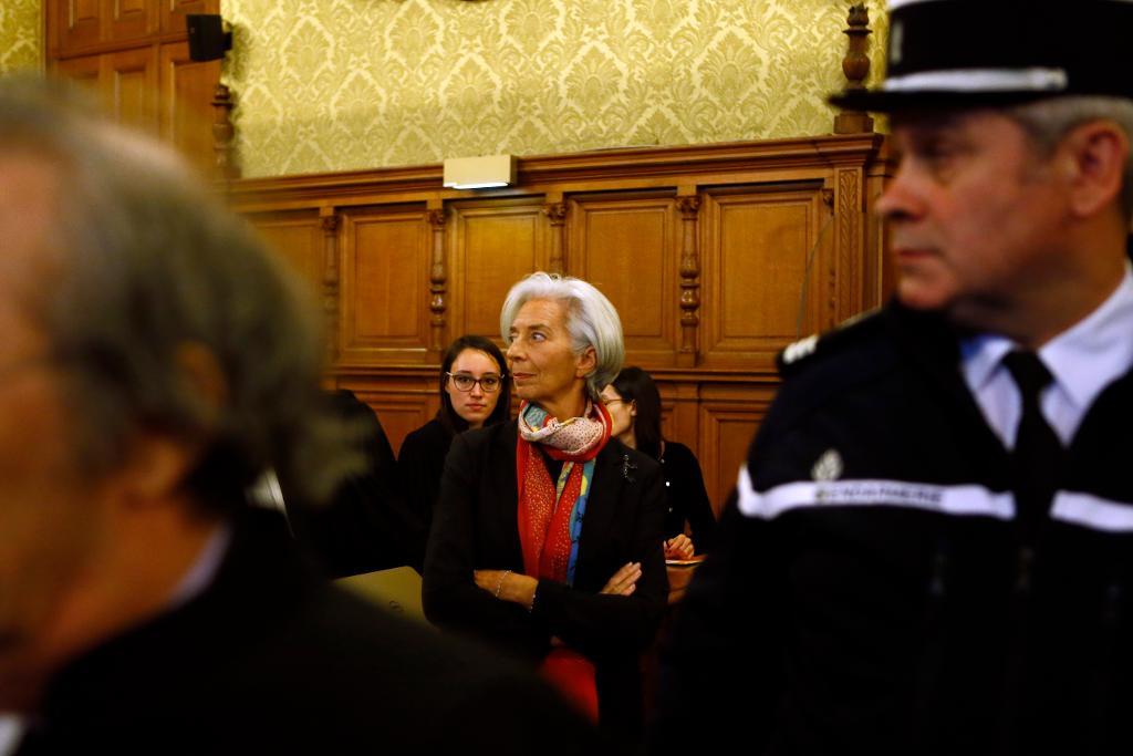 IMF-chefen Christine Lagarde i domstolen i Paris. (Foto: François Mori/AP/TT)