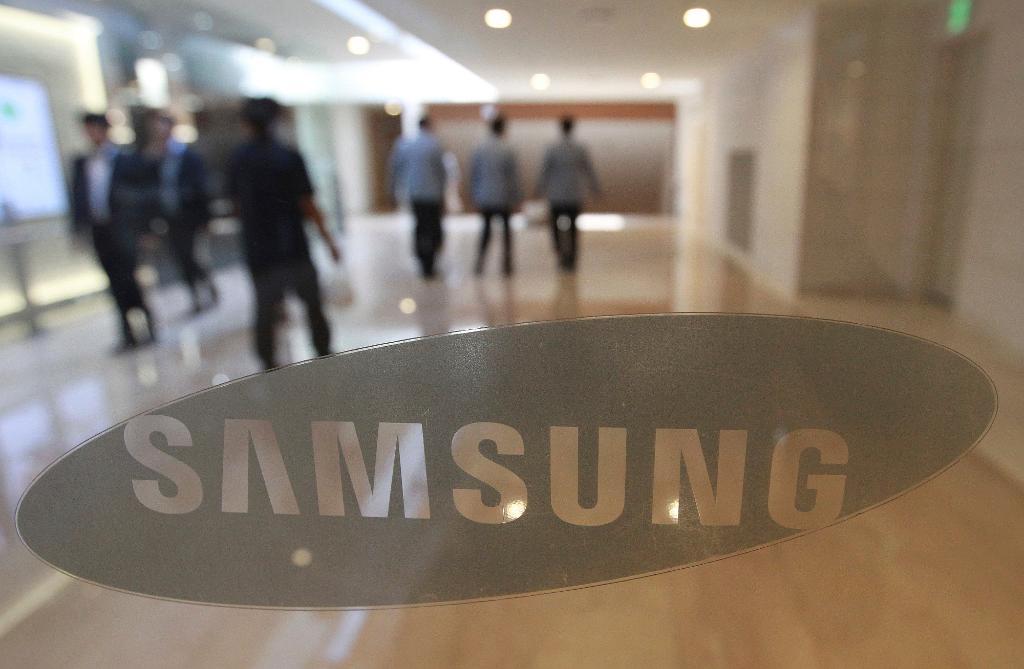 Samsung lanserar uppdaterade versioner av telefonerna i sin A-serie, enligt CNN. (Foto: Ahn Young-joon/AP/TT-arkivbild)