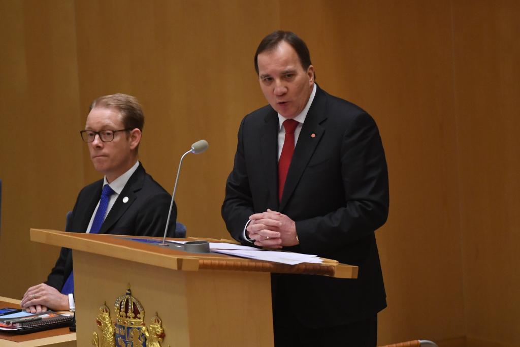 Statsminister Stefan Löfven under en partiledardebatt. (Foto: Fredrik Sandberg/TT)
