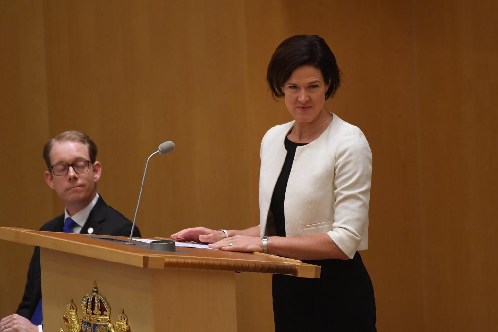 Moderatledaren Anna Kinberg Batra vill byta ut rikspolischefen. (Foto: TT)