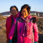 Koreanska kvinnor som bor i närheten av den demilitäriserade zonen. (Foto: Jarrod Hall)
