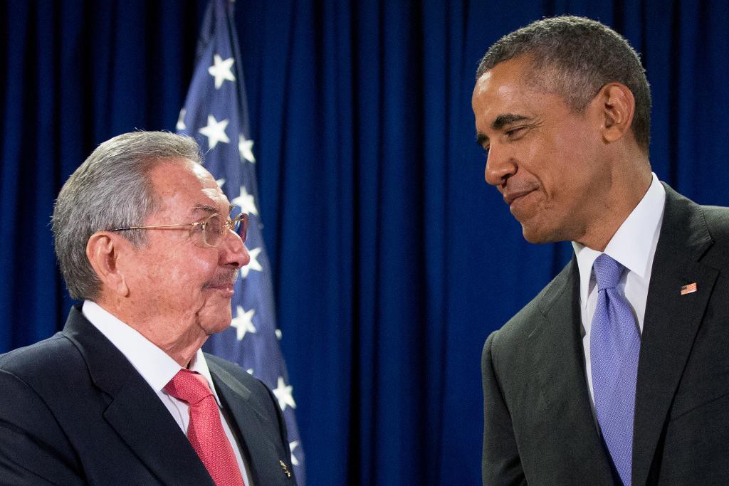 Barack Obama blir den första sittande amerikanska presidenten som besöker Kuba sedan 1928. I september träffades Obama och Castro för ett möte i FN-huset i New York. (Foto: Andrew Harnik)