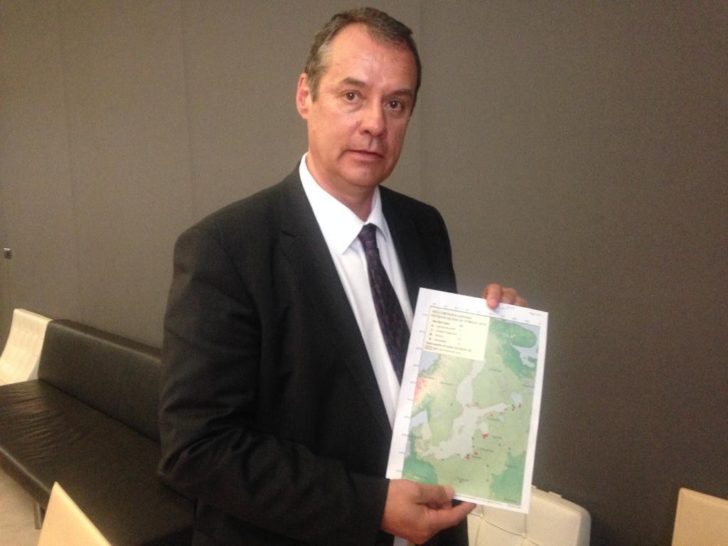 Ville Itälä är finländsk ledamot av EU:s revisionsrätt och starkt orolig för övergödningen i Östersjön. Trots att antalet särskilt kritiska nedsmutsare minskat från 132 stycken år 1992 till 49 i dag är läget riktigt illa, anser han. (Foto: Wiktor Nummelin /TT)