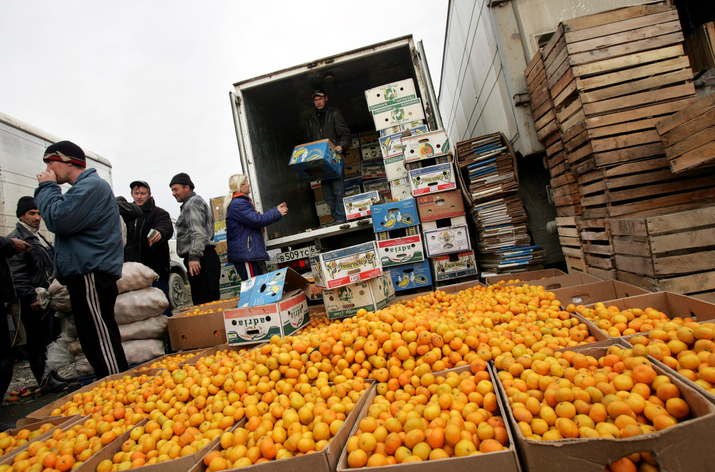 Apelsiner till försäljning på en marknad i Sotji, Ryssland. (Foto: Denis Sinyakov/AFP/Getty Images)