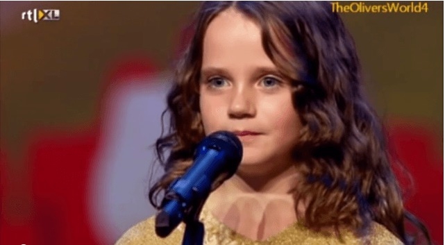 9-åriga Amira Willighagen får alla att tappa hakan i `Holland´s Got Talent´. (Skärmbild YouTube)