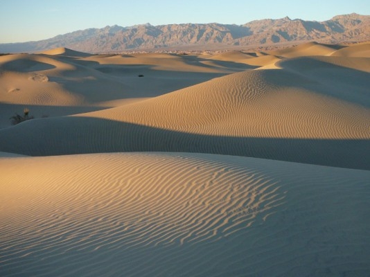 Sanddyner i Death Valley, varmaste platsen på jorden. (Foto: Alan Van Valkenburg)