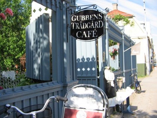 Entrén till caféet ser inbjudande ut.(Foto: Epoch Times)
