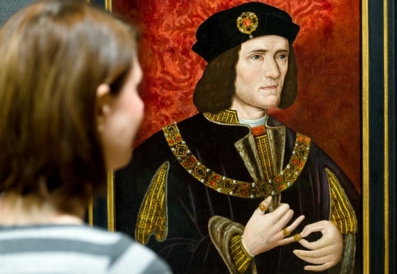 En målning av Storbritanniens kung Richard III av en okänd konstnär sågs på National Portrait Gallery i centrala London den 25 januari 2013. (Foto: Leon Neal / The National Portrait Gallery / AFP)
