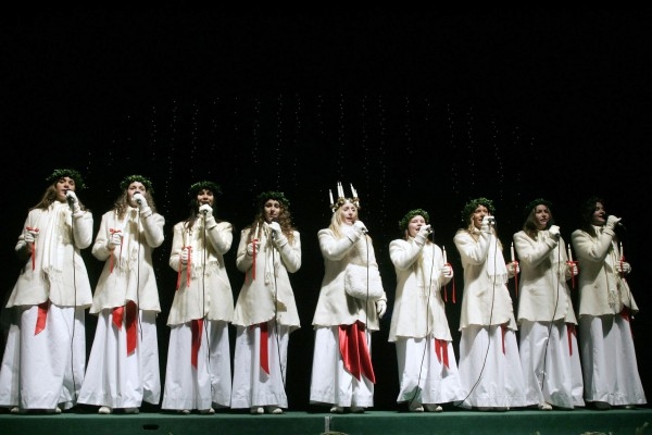 Idag utlyser Skansen och tidningen Stockholm City en tävling för att kora Stockholms lucia 2007. (Foto: AFP/Scanpix Mats Andersson)
