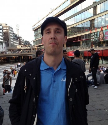 Krönikör Tony Lingefors. 