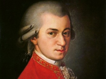 Forskare runt om i världen hävdar att Mozarts musik gör människor mer intelligenta och att hälsan förbättras. (Foto: Otto Erich)