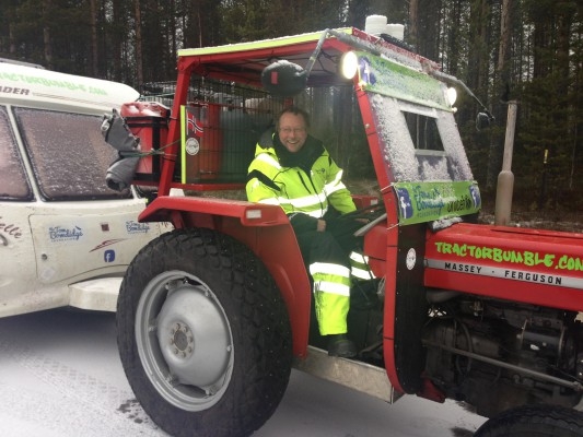 Peter Mathesen och på väg från Kemijärvi i norra Finland till Helsingfors. (Foto: Pirjo Svensson/Epoch Times)
