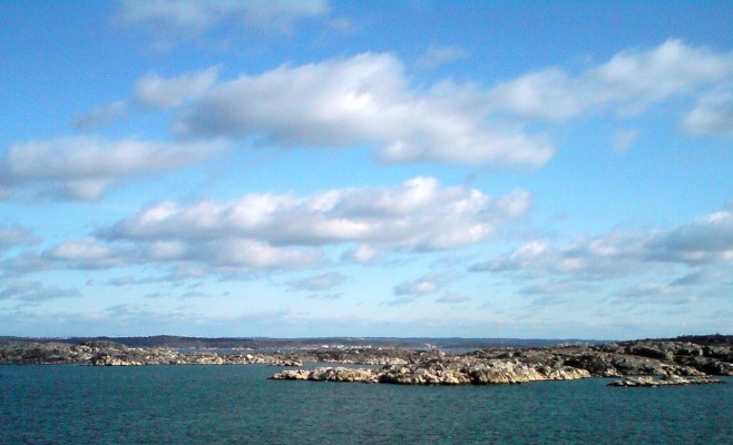 Som molnen på himlen kan den vise låta begären glida obermärkt förbi, enligt ett gammalt kinesiskt ordspråk.