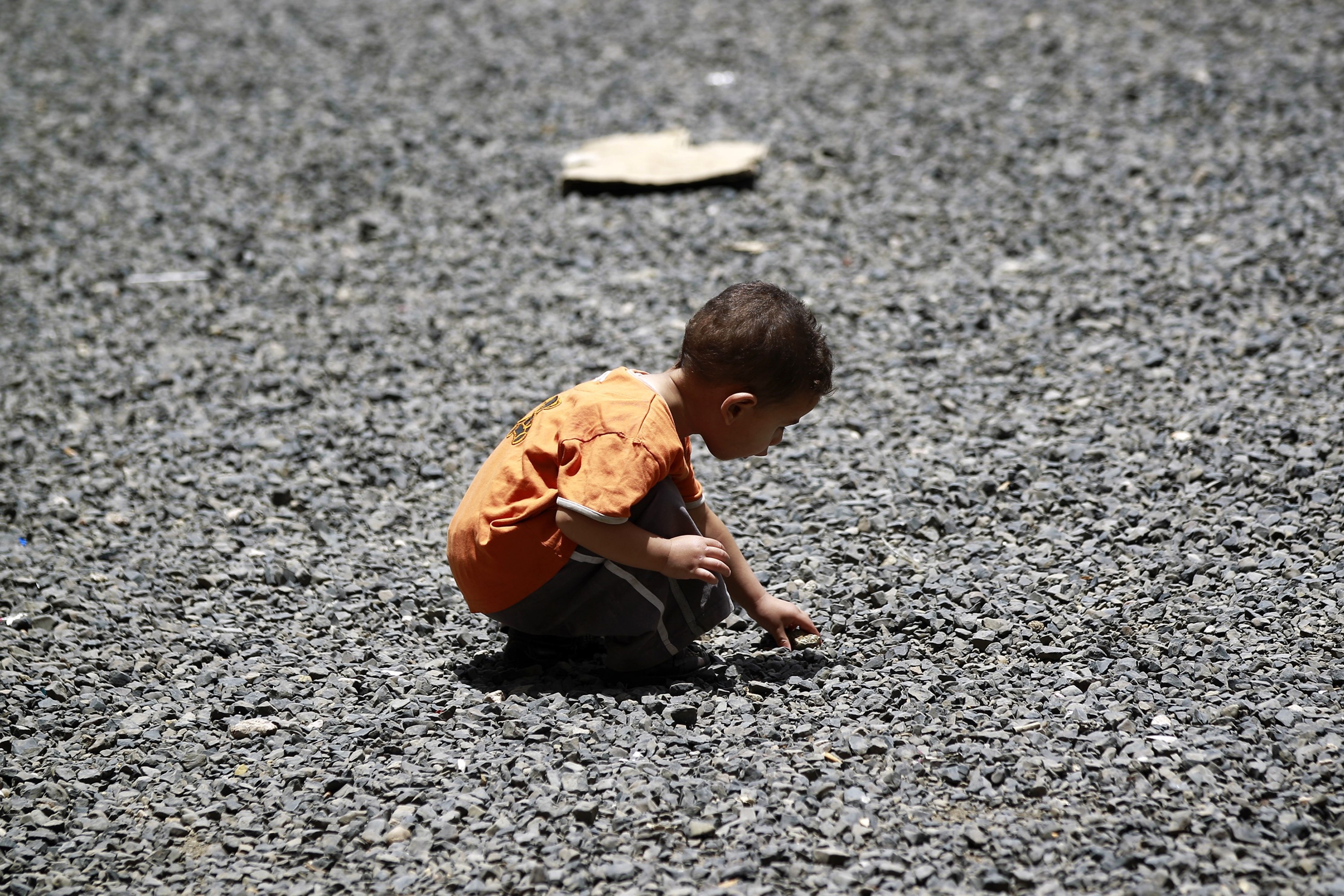Barnen i Jemen får betala ett högt pris för den pågående konflikten i landet
och många barn riskerar svår akut undernäring. 



(Foto: Mohammed Huwais /AFP/Getty Images)