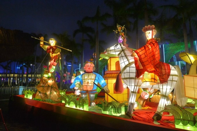 Från lyktfestivalsfirandet i Hongkongskulturcentrum (Foto: Sung Cheong-lung / EpochTimes)