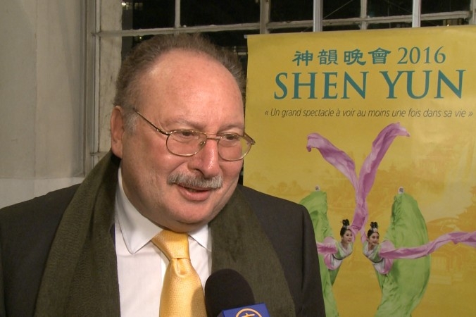 Fouad II, den siste kungen av Egypten, "hade en underbar kväll" på Shen Yuns premiär den 25 februari, i Genève, Schweiz. (Foto: NTD Television)
