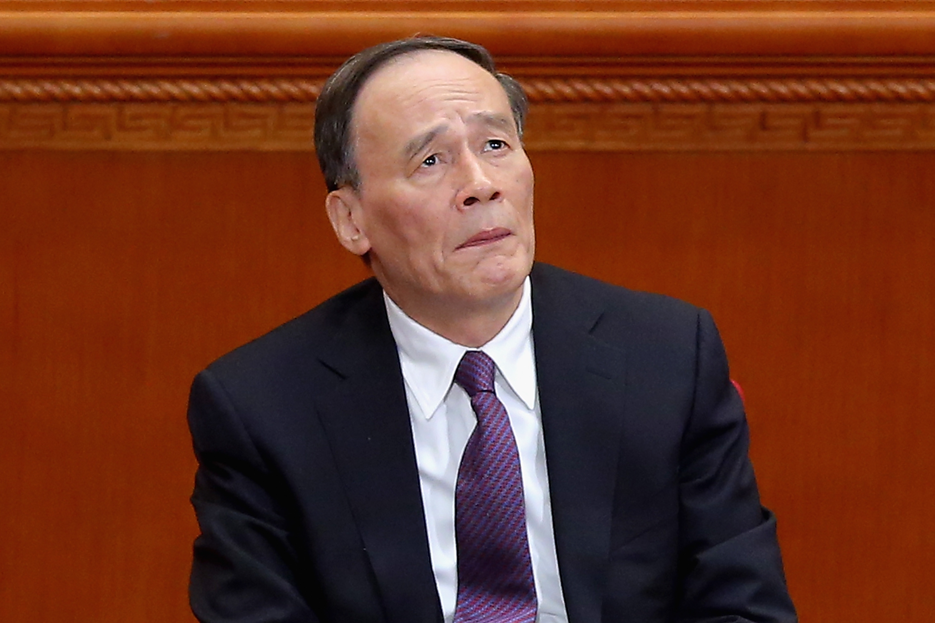 Wang Qishan, ledaren för Xi Jinpings antikorruptionskampanj. Nu har man officiellt meddelat att man utreder den fruktade så kallade 610-byrån, men organisationens nuvarande status verkar oklar och skakig. (Foto: Feng Li/Getty Images)