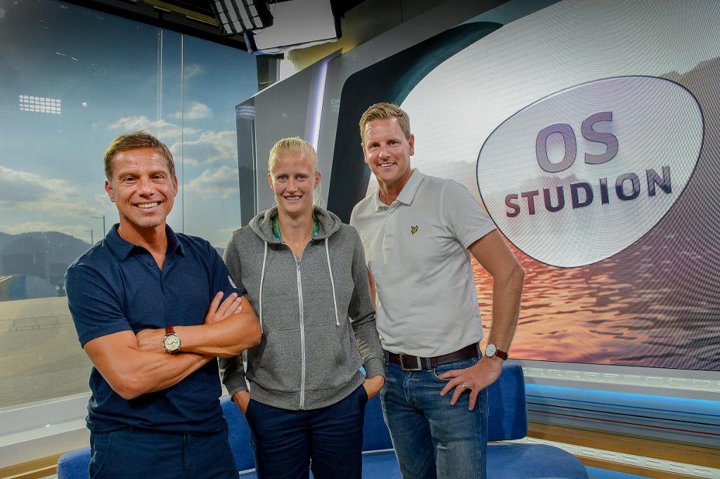 Ola Wenström, Carolina Klüft och Niklas Jihde i OS-studion. (Foto: Jonas Ekströmer/TT)