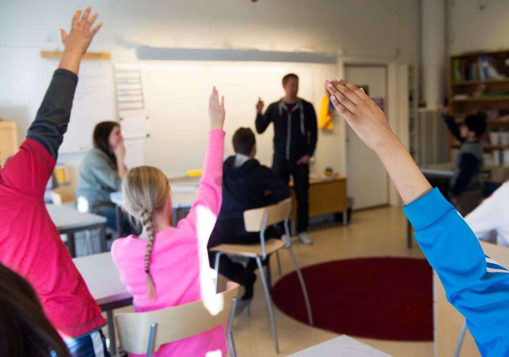 Läraryrkets minskade status är 90-talspedagogikens fel, menar Jonas Linderoth, professor i pedagogik. (Foto: Fredrik Sandberg /TT)