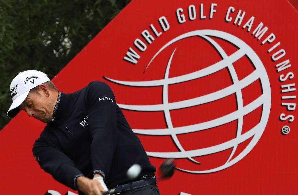 Henrik Stenson vid världstourtävlingen i Shanghai. (Foto: Ng Han Guan/AP/TT)