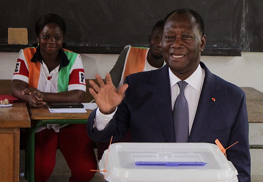 Elfenbenskustens president Alassane Ouattara. (Foto: Diomande Ble Blonde/AP)