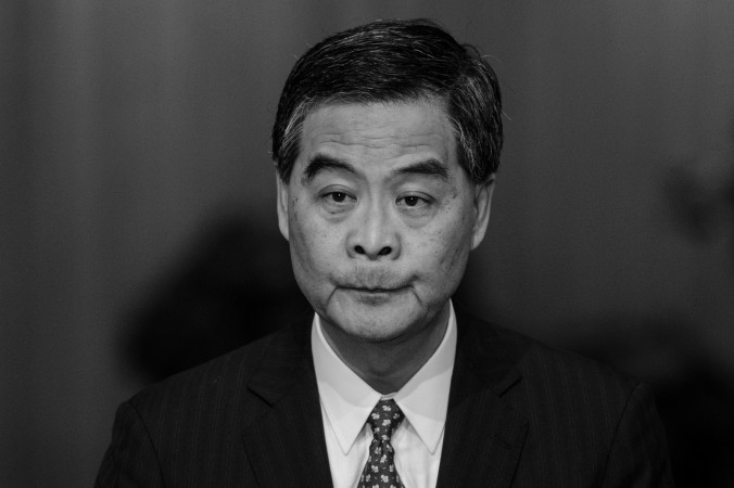 Lung Chun-ying, Hongkongs Chief Executive, under presskonferensen den 9 december, där han meddelade att han inte ställer upp för omval. (Foto: Anthony Wallace/AFP/Getty Images)