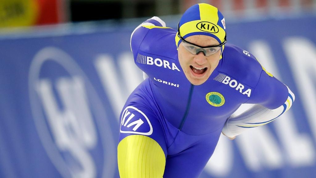 Nils van der Poel under världscupen i Berlin i januari.  Foto: Michael Sohn/ AP/ TT-arkivbild)