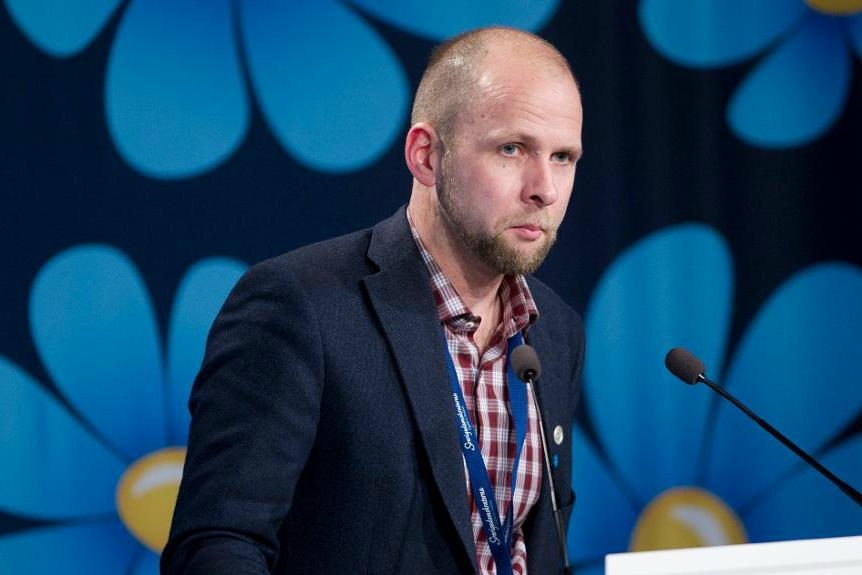 


Riksdagsledamoten Anders Forsberg (SD) åtalas för grov förskingring eller, i andra hand, grov trolöshet mot huvudman.  foto: Björn Lindgren/TT-arkivbild                                                                                                                                    