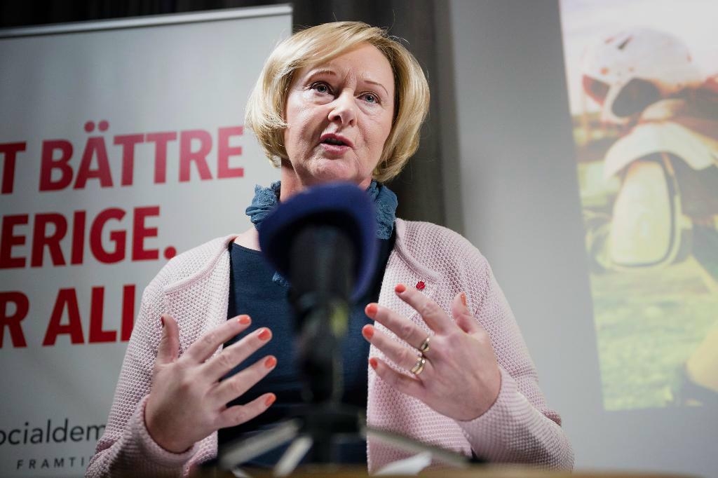 Lena Micko i partiledningen säger att Socialdemokraterna skärper tonen om att lagen om eget boende för asylsökande ska bort. Arkivbild. Foto: Vilhelm Stokstad / TT
