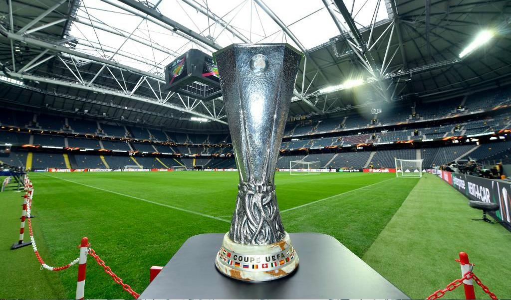 Europa League-pokalen på plats på Friends Arena. Foto: Martin Meissner/AP/TT