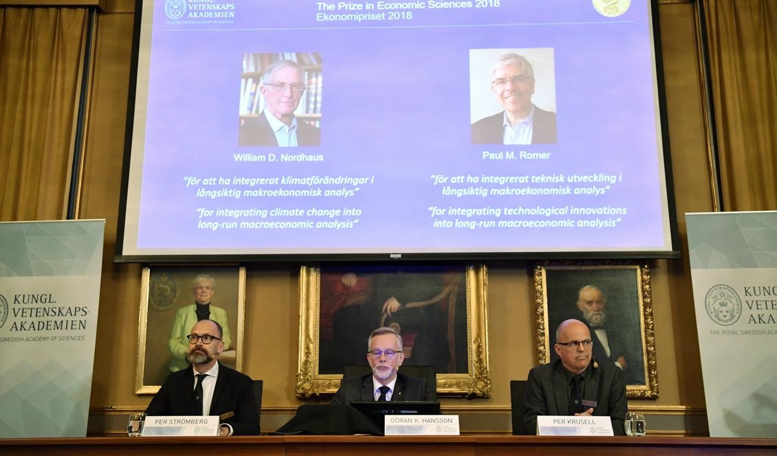 
Ekonomipriset till Alfred Nobles minne tilldelas William D Nordhaus och Paul M Romer. Foto: Henrik Montgomery/TT                                            