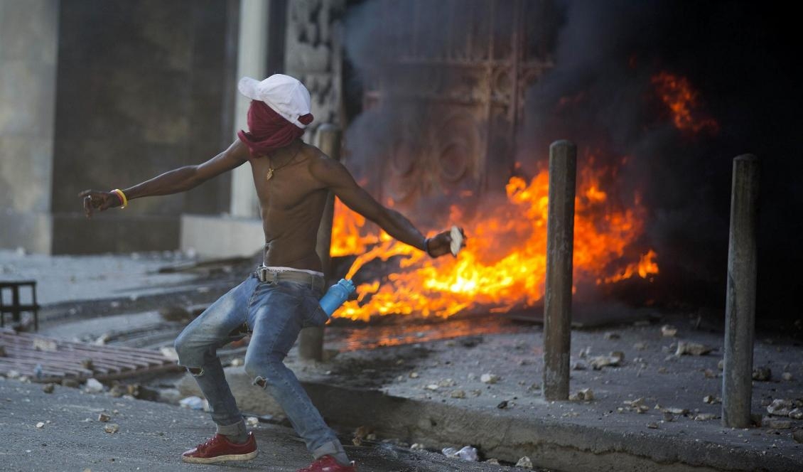 Läget i Haiti är oroligt och instabilt. Foto: Dieu Nalio Chery/AP/TT
