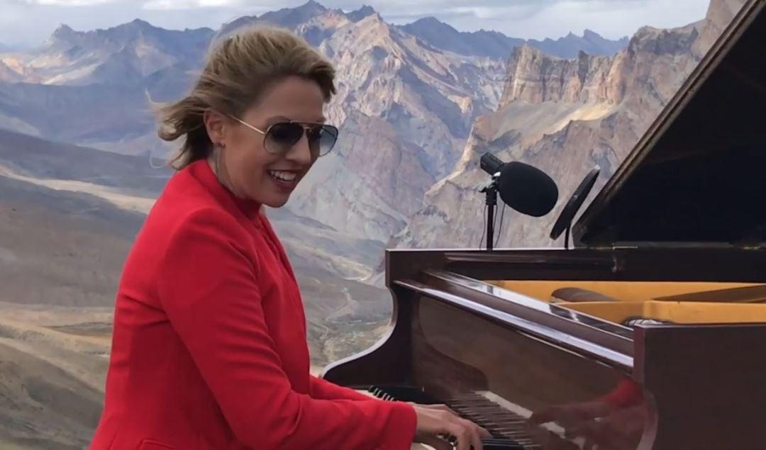 


Evelina De Lain i Singge La Pass, Himalaya, Indien 6 september 2018. Foto: Skärmdump/Youtube                                                                                                                                                