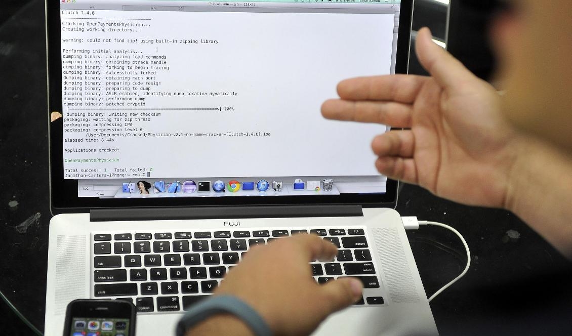 Regeringen vill införa ett nationellt cybersäkerhetscenter nästa år. Foto: David Becker/AP/TT-arkivbild