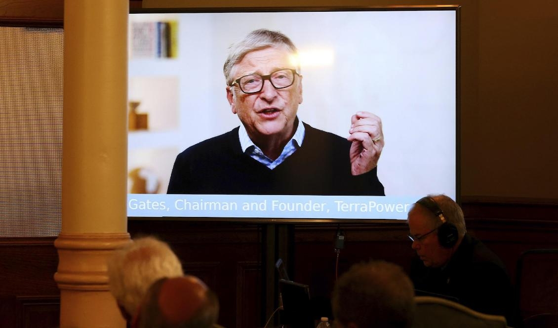 

Terrapowers grundare och ordförande Bill Gates talar i ett inspelat videomeddelande vid en presskonferens i Cheyenne, Wyoming den 2 juni 2021. 
Michael Cummo/The Wyoming Tribune Eagle via AP                                                                                        