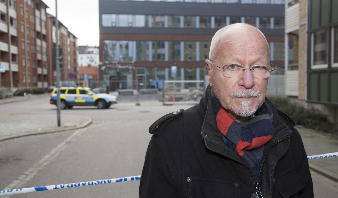 Förre överåklagaren Sven-Erik Alhem är numera ordförande för Brottsofferjouren. Alhem är starkt kritisk till att dömda personer kan smita undan ett utdömt fängelsestraff som efter några år preskriberas. Foto: Stig-Åke Jönsson/TT