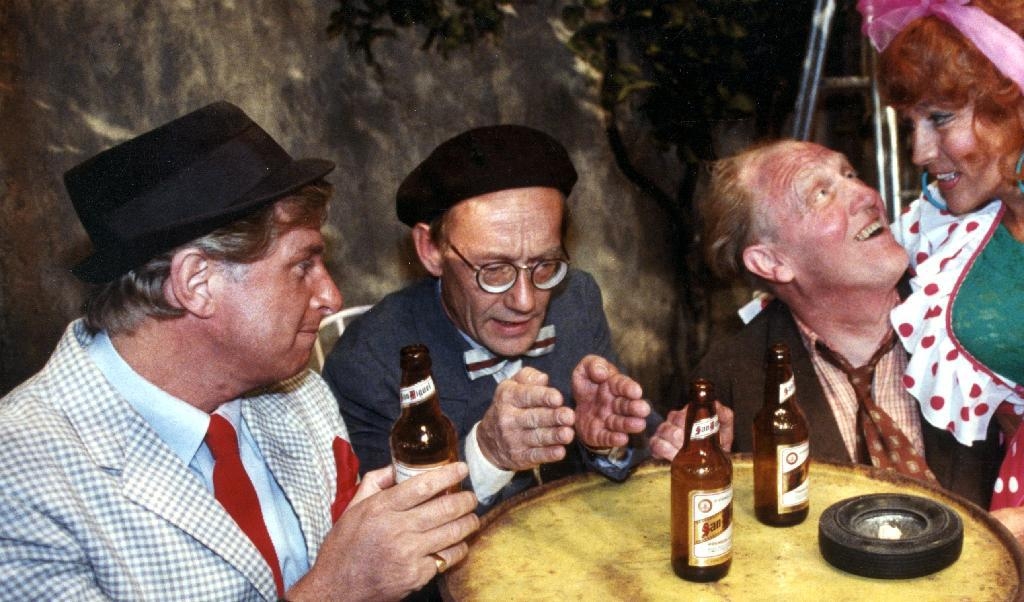 



Hur svensk sjukvård styrs framgår allt tydligare. Återstår här bland annat jämförelsen med Jönssonligan: ”Vi har en plan, (Sickan-SKR). Lysande (Vanheden-regionerna)!” Foto: Tomas Oneborg/TT                                                                                                                                                                                