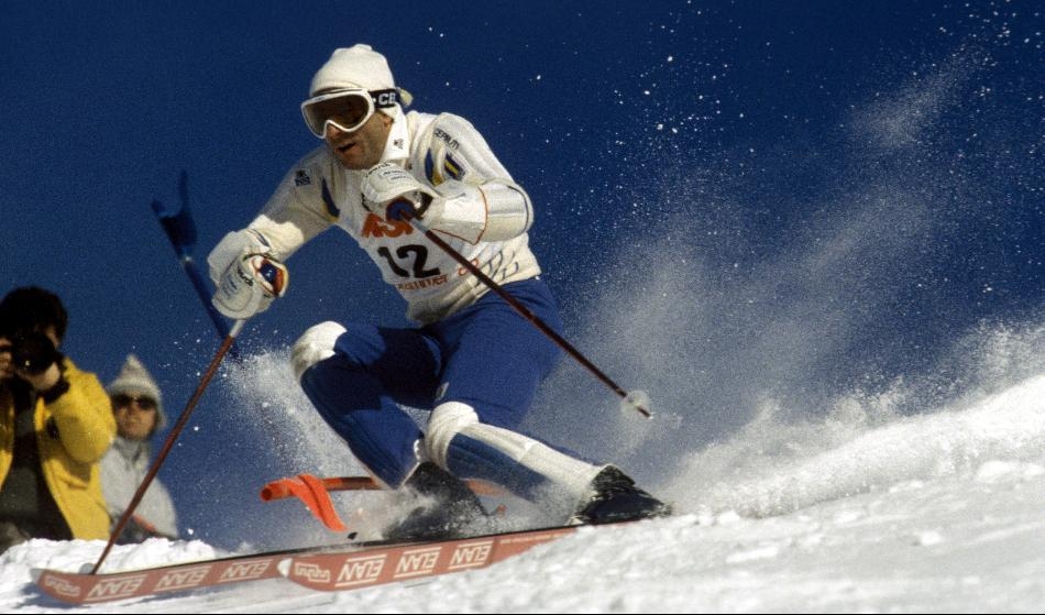 Ingemar Stenmark in action som de flesta av oss minns honom. ”Stenmarksfebern” var så stark att hela Sverige stannade upp när han tävlade. Foto: Inge Gjellesvik/NTB/TT